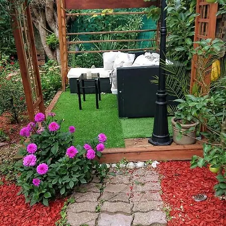 Du Jardin Secret בית נופש
